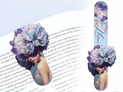 Магнитен книгоразделител "Дамата с божурите" на Лаура Лозано